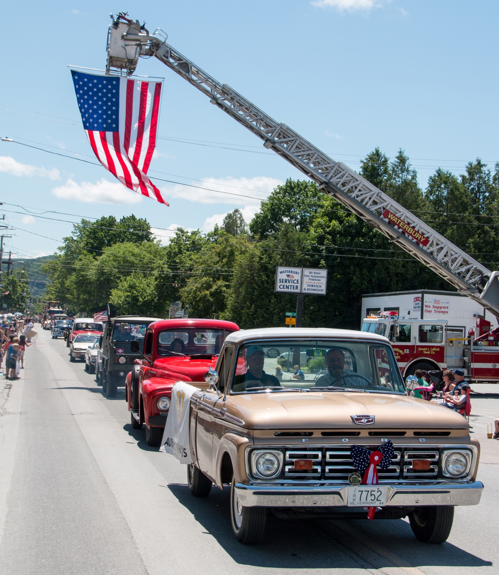 Vintage cars in the NQID parade, photo by Heather Glenn